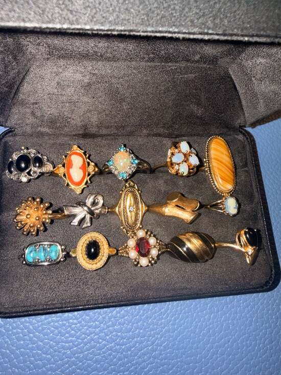 Avon Jewelry - AVON RING LOT OF 15
FIRM...NO OFFERS:)